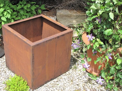 Jardinière rouille noble - en,