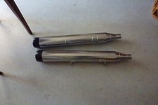 2 Silencieux d'échappement