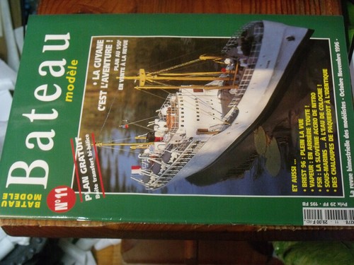 11μ revue bateau - model, no