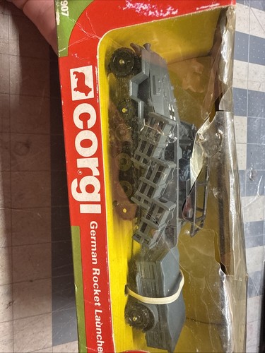 Corgi 907 german semi - german, track