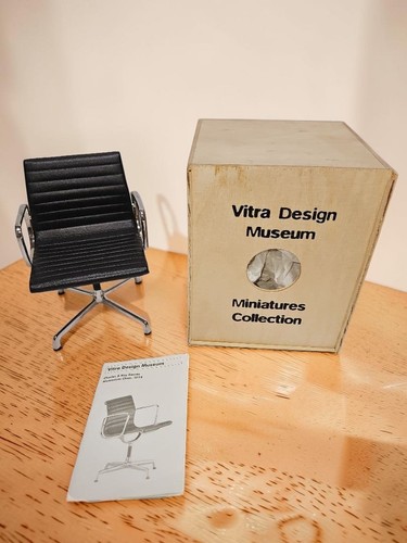 Vitra design museum miniatures - vitra,