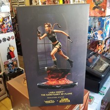 Figurine Tomb Raider statue