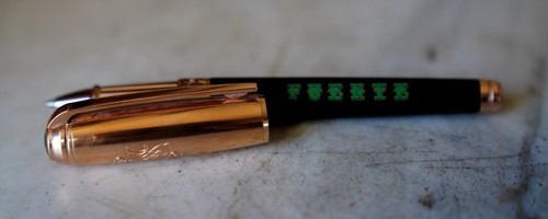 Magnifique stylo roller - roller, s.t