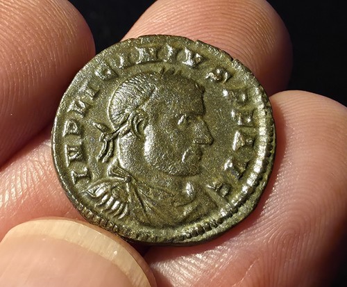 Trésor chitry follis - de, :