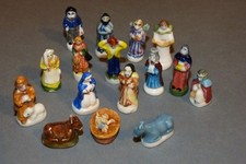 16 FÈVES PERSONNAGES SANTONS