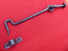 crochet ancien en fer forgé de porte volet art populaire n°1