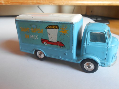 Ancien fourgon corgi toys - ancien,
