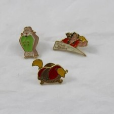 Lot of 3 pins Beauty and the Beast DISNEY Gaston Sultan the wardrobe Bertoni Milano