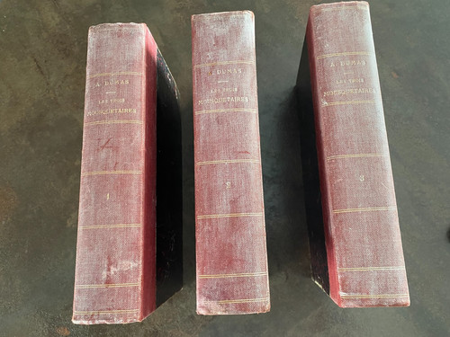Les trois mousquetaires - trois,