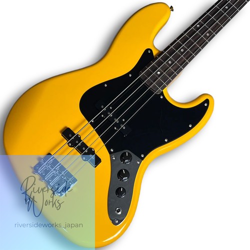 Guitare basse électrique