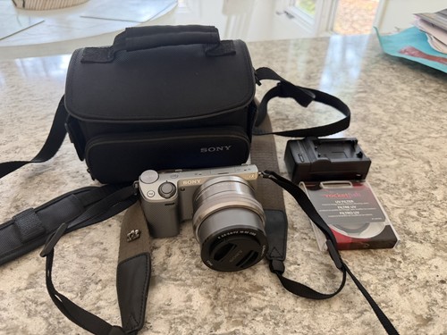 Sony nex mirrorless camera - nex-5t,