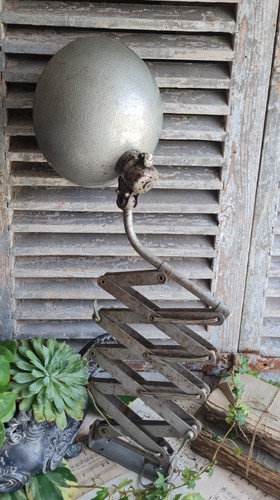 Ancienne lampe industrielle - ancienne,
