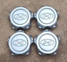 Hyundai Tucson center cap set (4 pieces) 2005-2006 part# U03604-3800 repainted