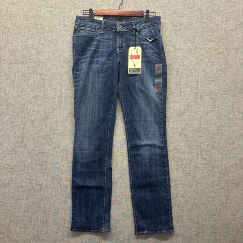 Levis demi curve - curve, straight