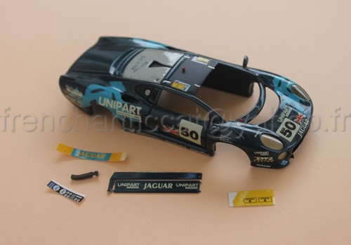 Voiture jaguar 220c - vj,