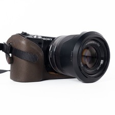 Sony Alpha NEX-5 14.2MP