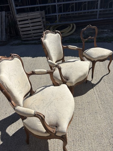 Fauteuil ancien bois - , sculpté