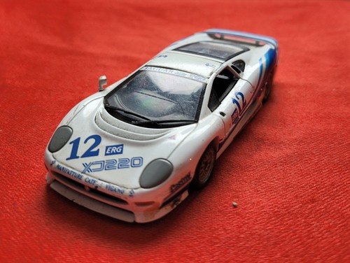 Jaguar 220 minichamps - xj,