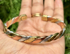 Bracelet manchette cicatrisant