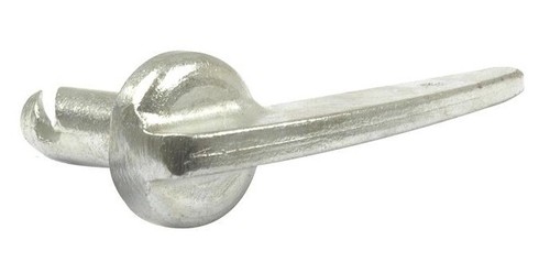 Fixation capot tracteur - de,