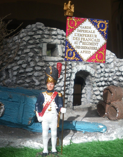 Soldat napoleon porte aigle - napoleon:,