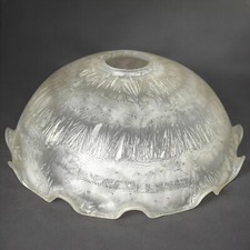 Abat-jour en verre moulé