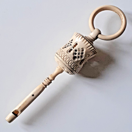 Rare ancien sifflet hochet - -,