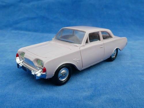Superbe minialuxe 43 ford - !,