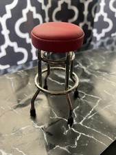 CLASSIC REDREPLICADE STOOL