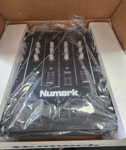 Numark m6usb black channel - numark, 4-channel