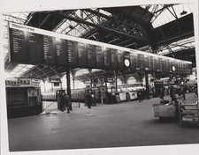 Antique Photo ?️ Victoria Station London Clock Departure Signs 1971
