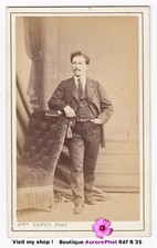 Mr. AUDRY FLOUTIER EN POSE en