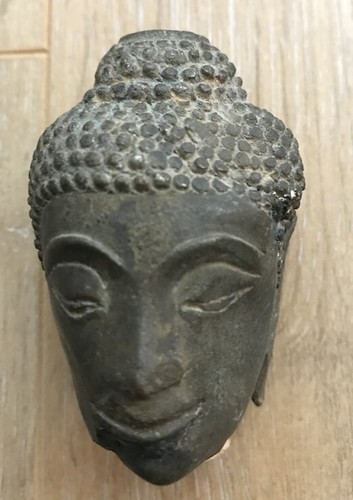 Tête bouddha xvii eme en - tête,