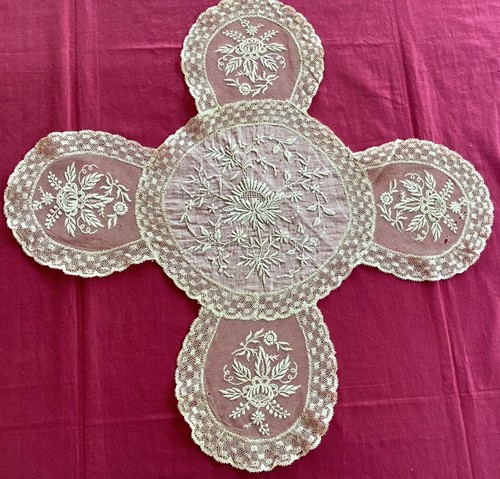 Ancien napperon broderie - en,
