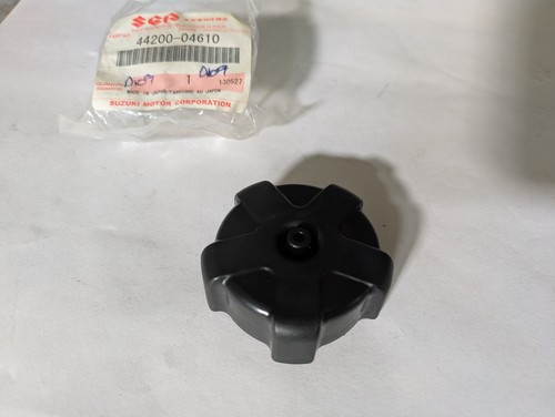 Véritable suzuki réservoir - véritable,