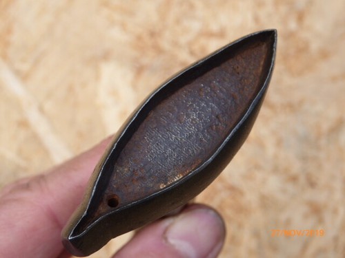 Emporte piece outil ancien - outil,