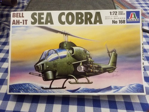 Maquette hélicoptère italeri - maquette,
