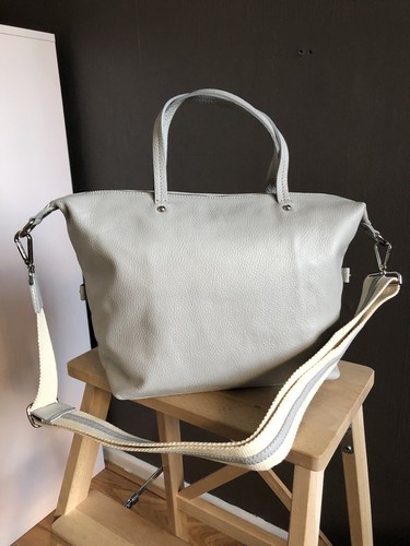 Sac main italien gris - main,
