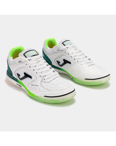 Bottes chaussures football - chaussures,