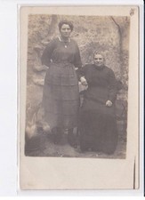 CHABLIS: Nénette and Mom Bellat, women - very good condition