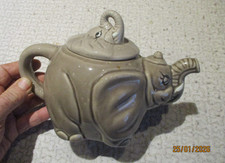 Thèière aux Eléphants en