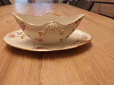 Ancienne saucière  Porcelaine