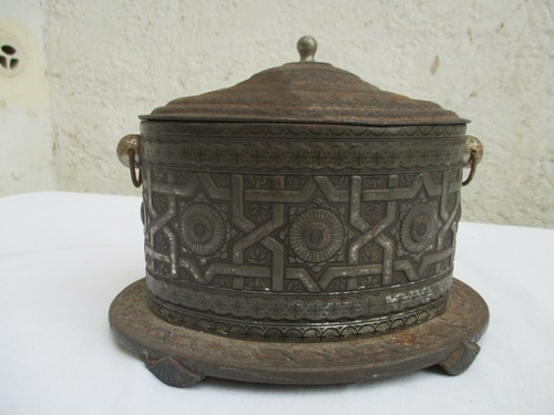 Ancienne boite coffret fer - ancienne,