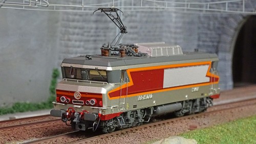 Models 10492s locomotive - models,