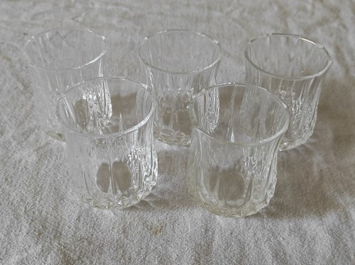 Lot anciens petits - lot, verres