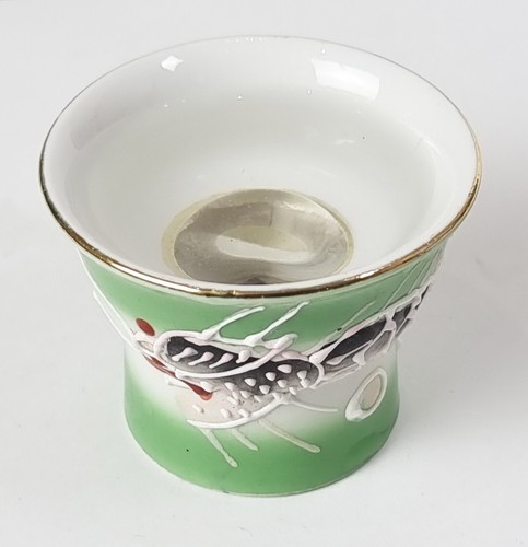 Tasses saké décor relief - (2),