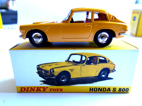Dinky toys atlas honda 800 - toys, s