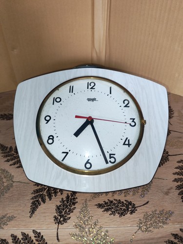 Jolis horloge murale vintage - horloge,