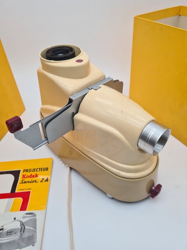 Ancien projecteur - ancien,