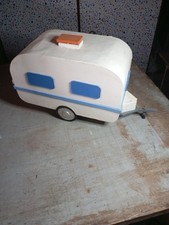 maquette en carton caravane